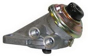 FORD NEW HOLLAND FUEL LIFT PUMP 81866602 F1NN9A384AA