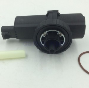 John-Deere-Fuel-Pump-RE509530